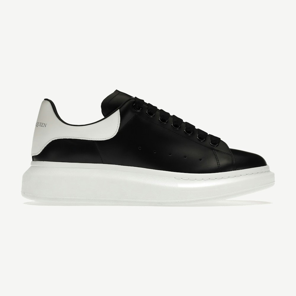 Oversized Black White