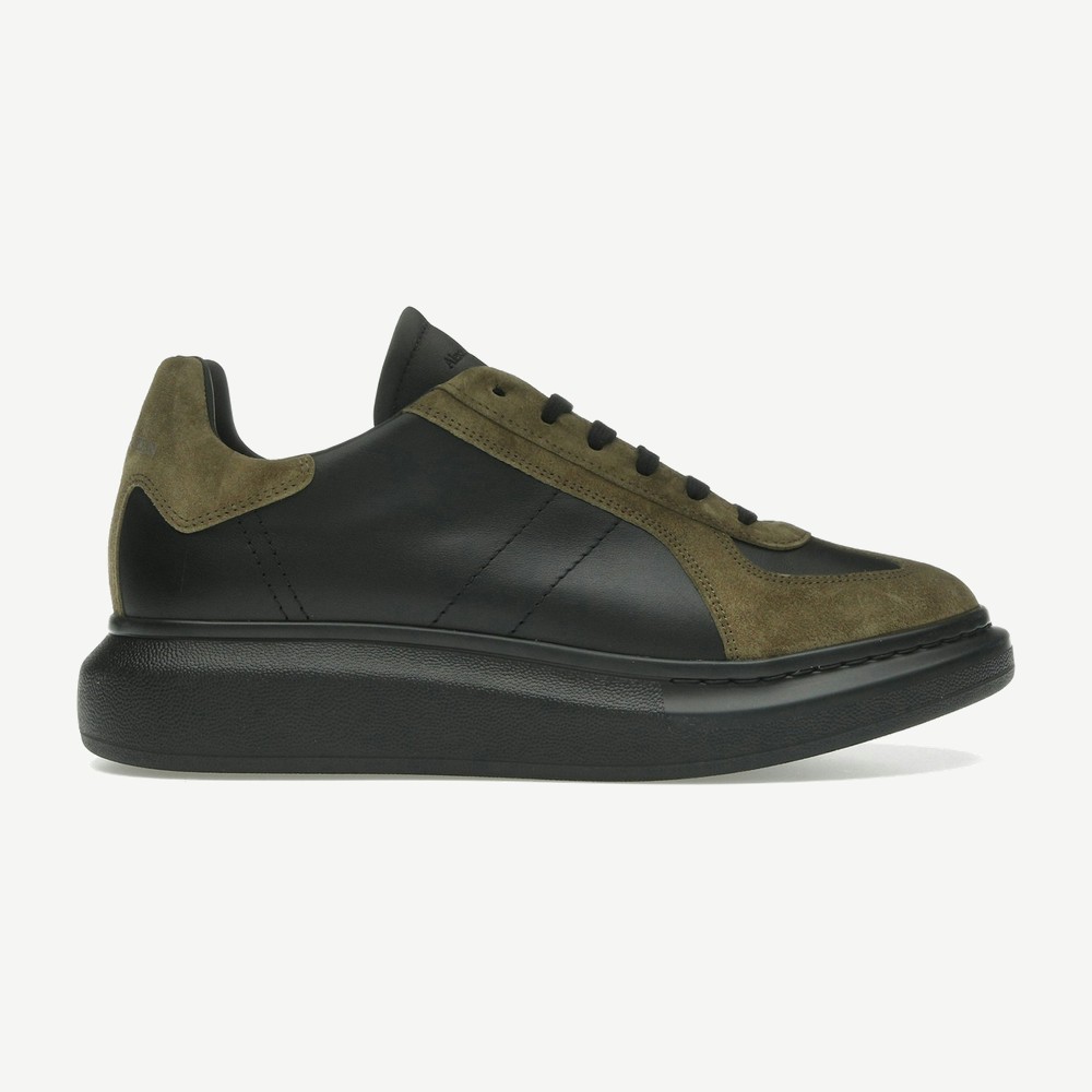 Oversized Retro Black Mud
