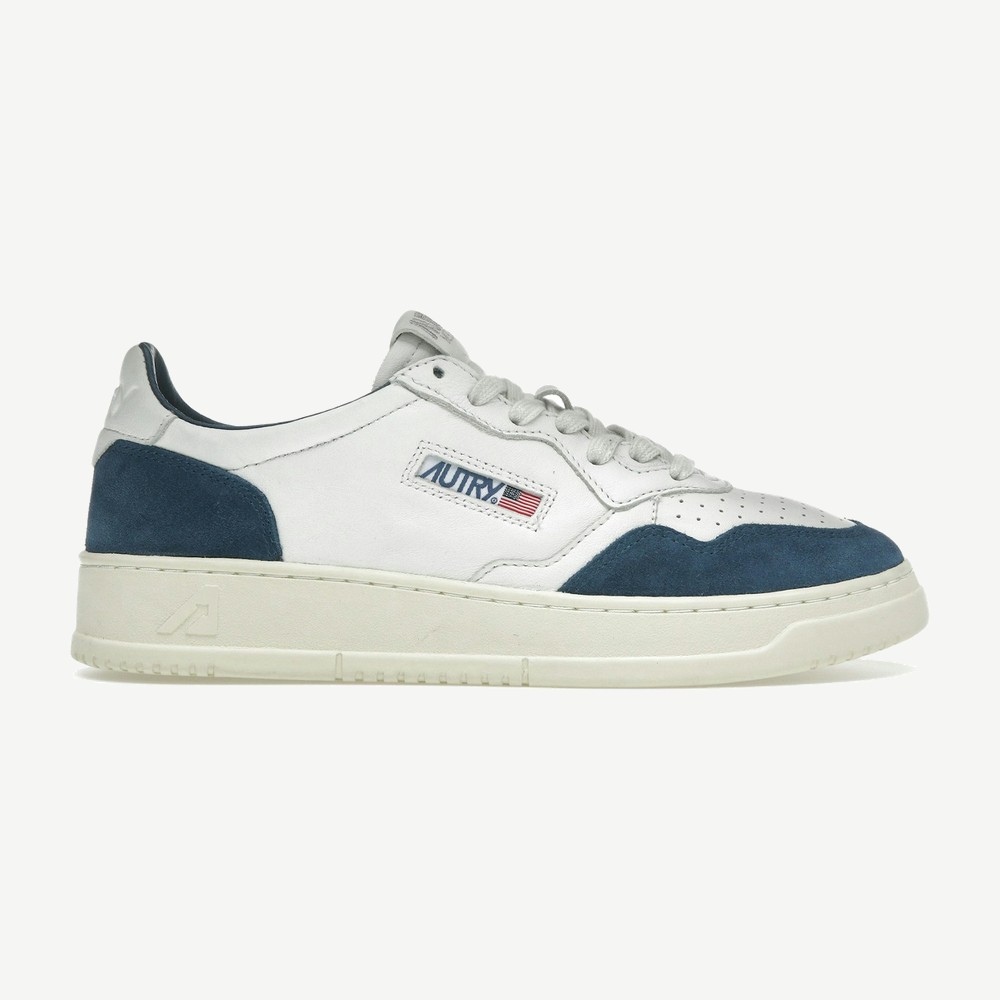 Medalist Leather Low White Capri