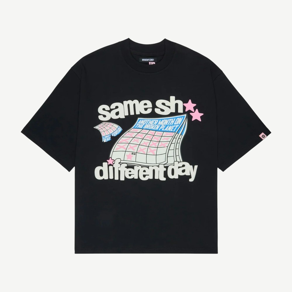 Market Different Day T Shirt Midnight Black