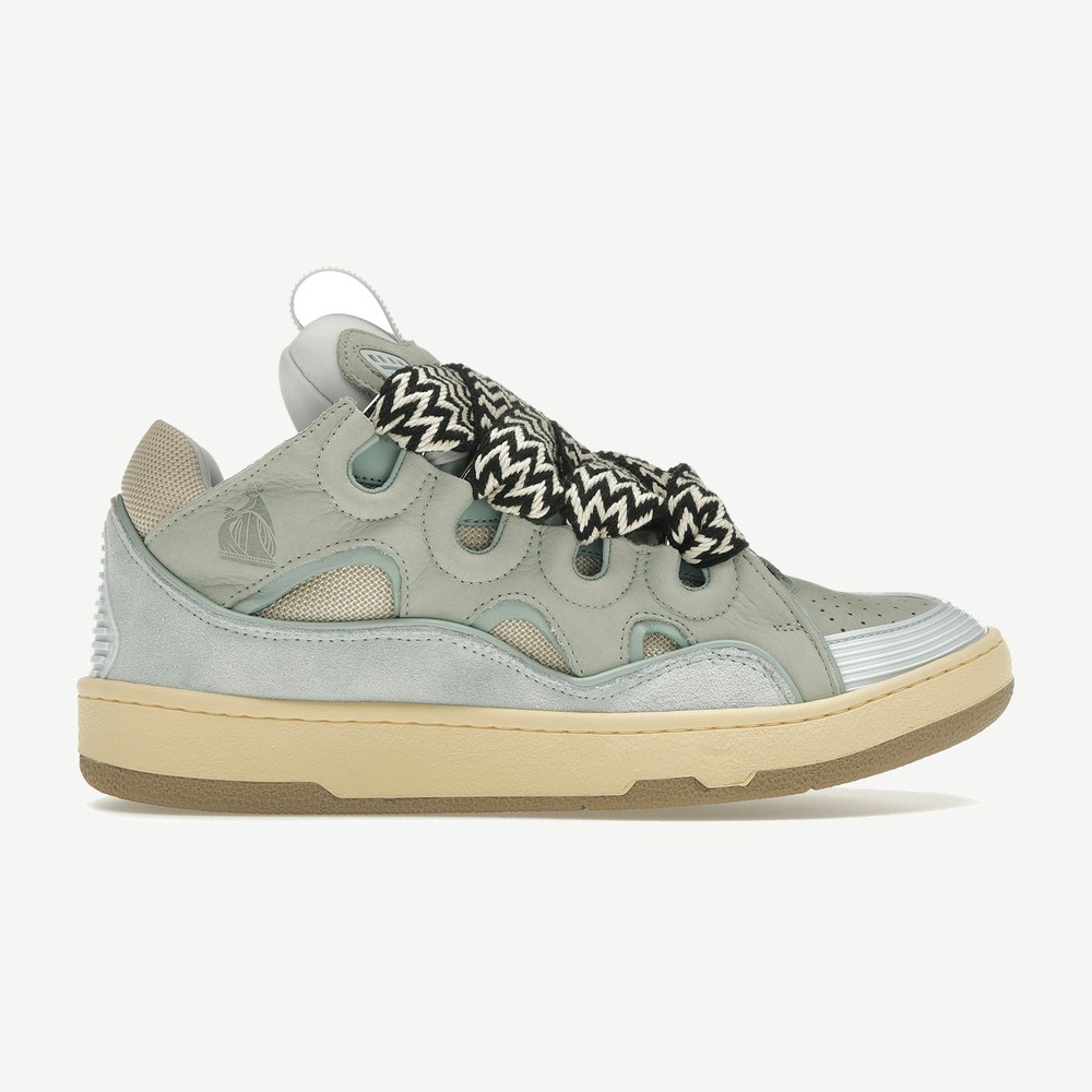 Leather Curb Light Blue Gum W