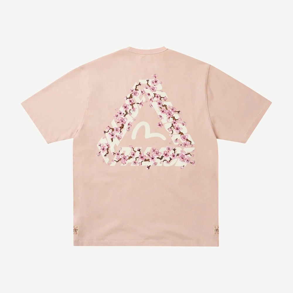 X Evisu Heavy Wash T Shirt Misty Pink